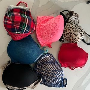 Lot of 7 Victoria Secrets Bras 32DD